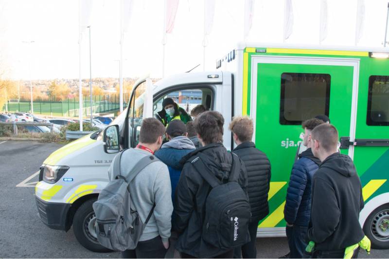 Main image for Barnsley College students learn importance of first aid