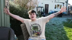 Main image for Teenager taking to the skies for charity