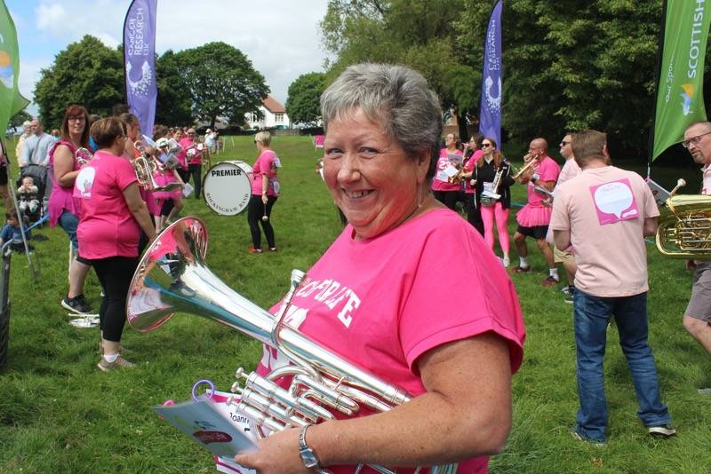 Main image for Inspirational Joanne starts Race for Life event