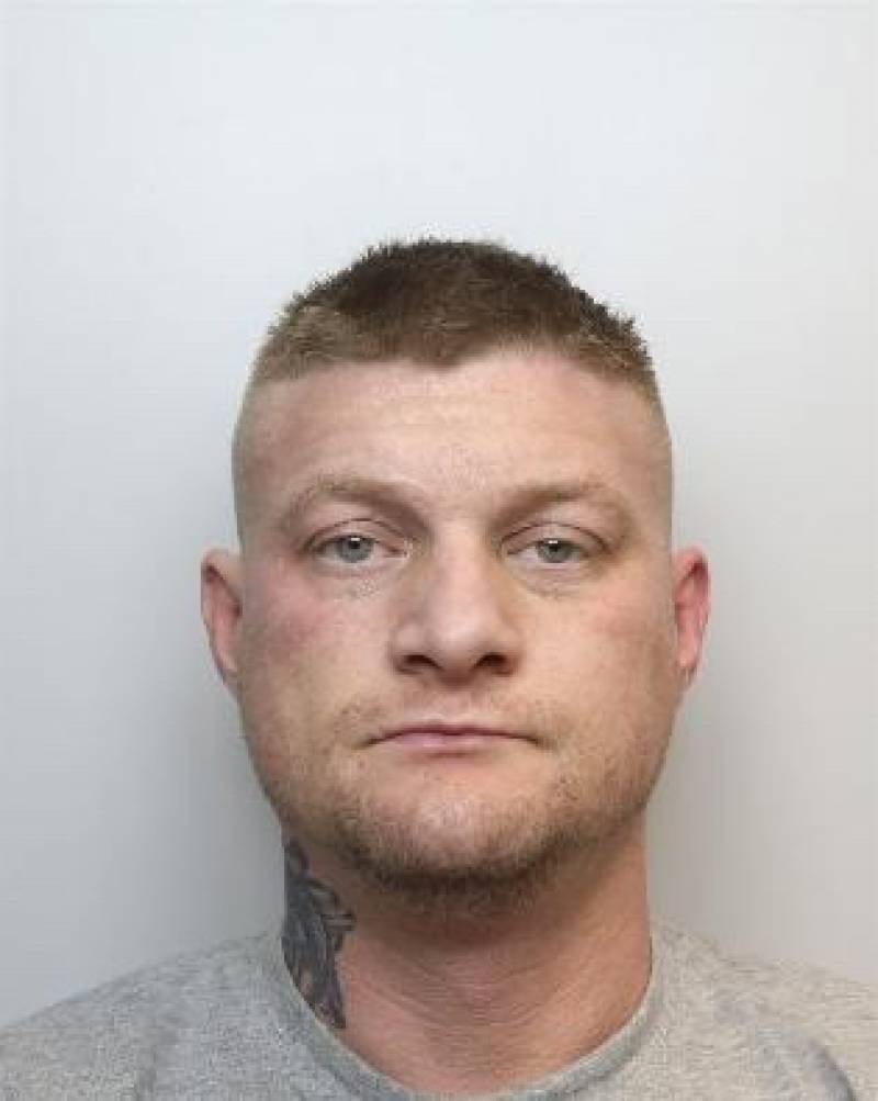 Main image for Man jailed for five years after making threats with firearm
