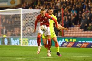 Main image for Cauley Woodrow leaves Oakwell for Luton