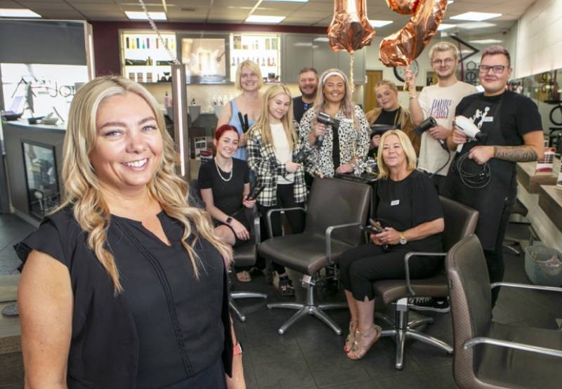 Main image for Salon's raffle boost for hospice
