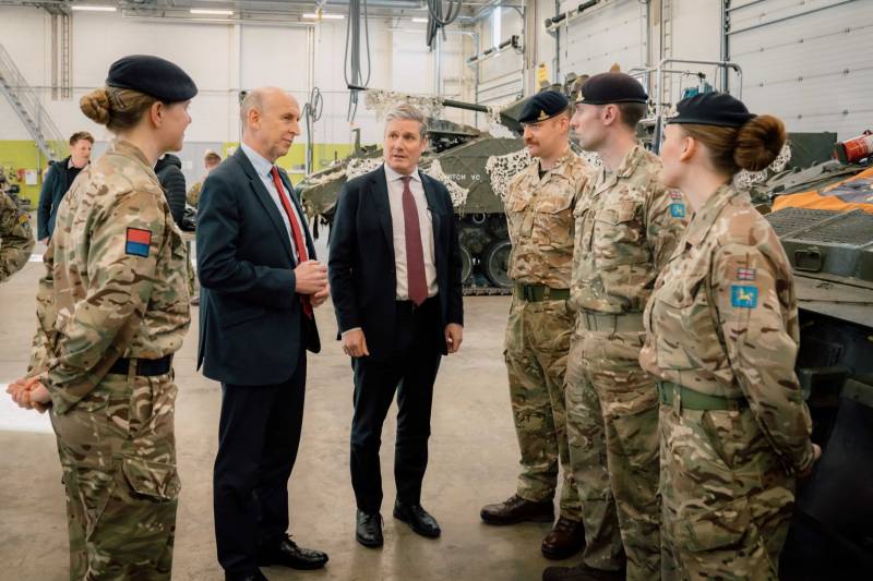 Main image for MP visits British forces helping Ukrainians