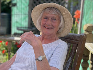 Main image for "inspiring' Anne dies, aged 85
