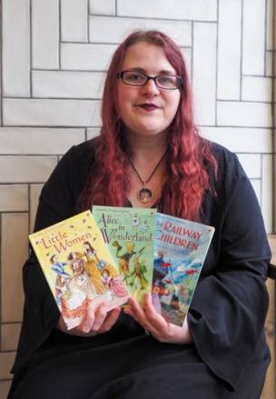 Main image for New mum launches book hunt