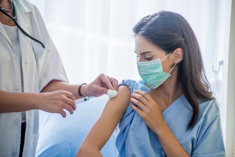 Main image for Flu and COVID-19: your double jab questions answered
