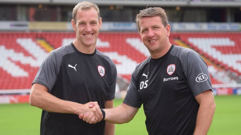 Main image for Reds keeper coach leaves club