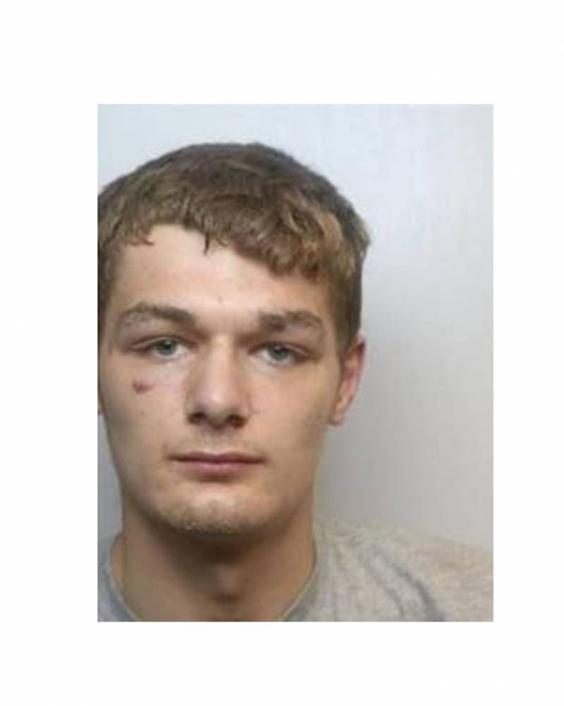 Main image for Police appeal to find wanted man