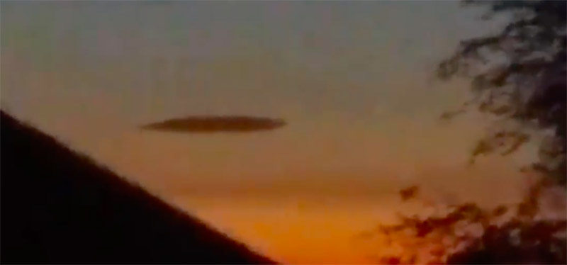 Main image for Do you believe in UFO's?
