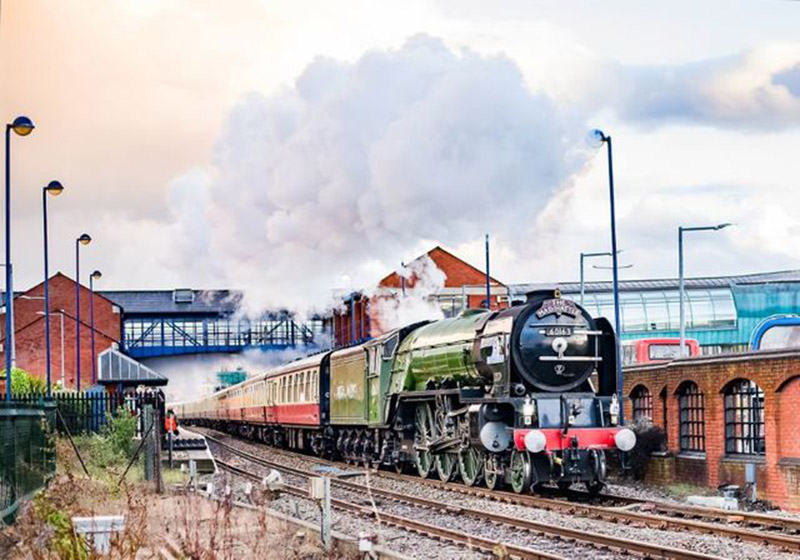 Main image for Steam icon's whistle-stop visit to town